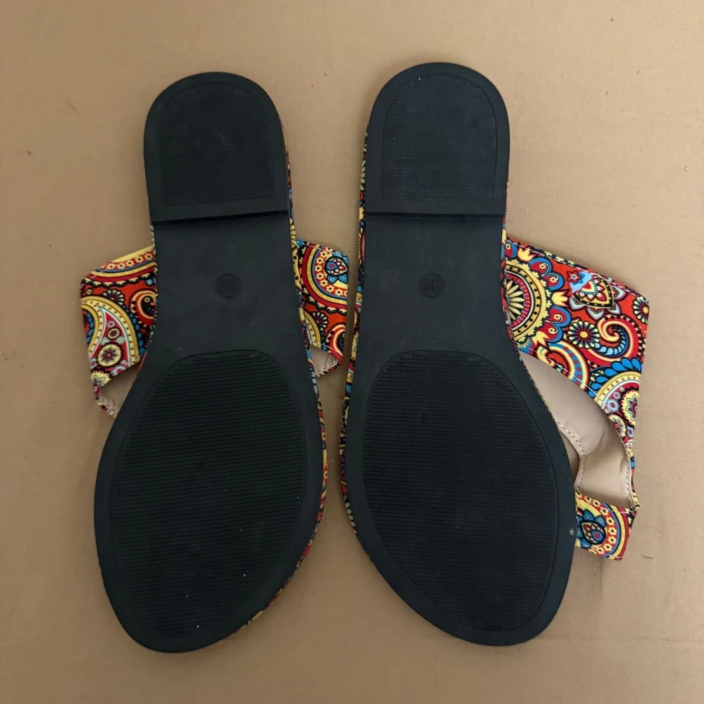 Boho‎ Paisley Print Flat Sandals Women Size 8 Open Toe Slip On